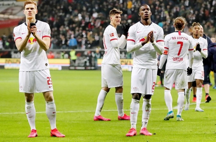 Extravagantné frizúry a fádny výkon vytočil šéfa Lipska